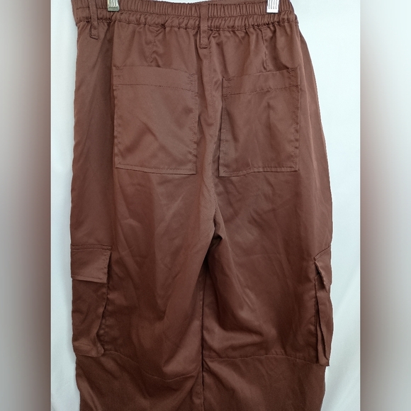 2/$30 CELEBRITY PINK Winter Fall Chocolate Satin Wide Leg Cargo Pants (#1,516) - Picture 8 of 13